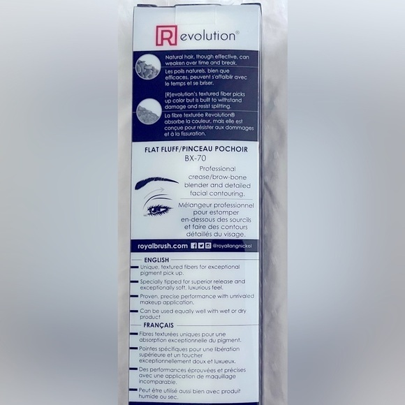 ⭐️ Royal & Langnickel Revolution Professional Flat Fluff makeup Brush - Picture 3 of 3